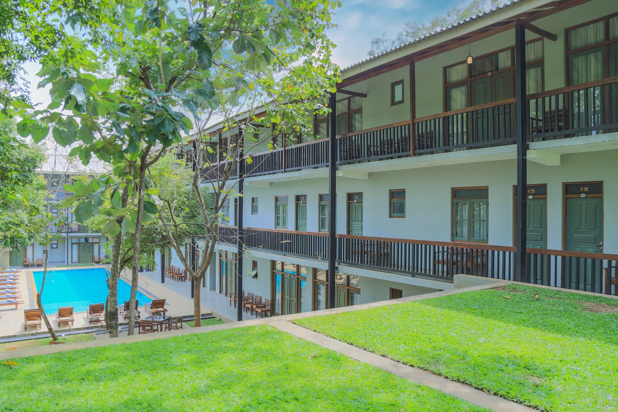 Fresco Water Villa Sigiriya Ngoại thất bức ảnh