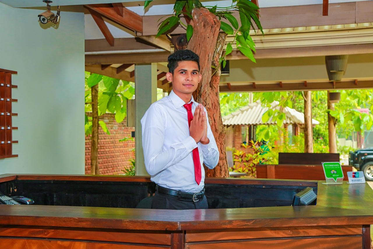 Fresco Water Villa Sigiriya Ngoại thất bức ảnh